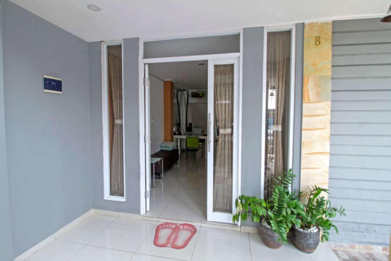 Reddoorz @ Pulomas Hotel Jakarta Exterior photo